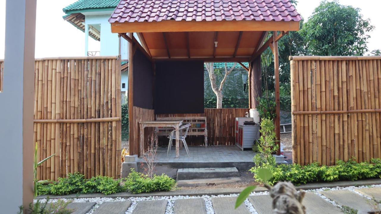 Jingga Homestay Balangan 짐바란 외부 사진